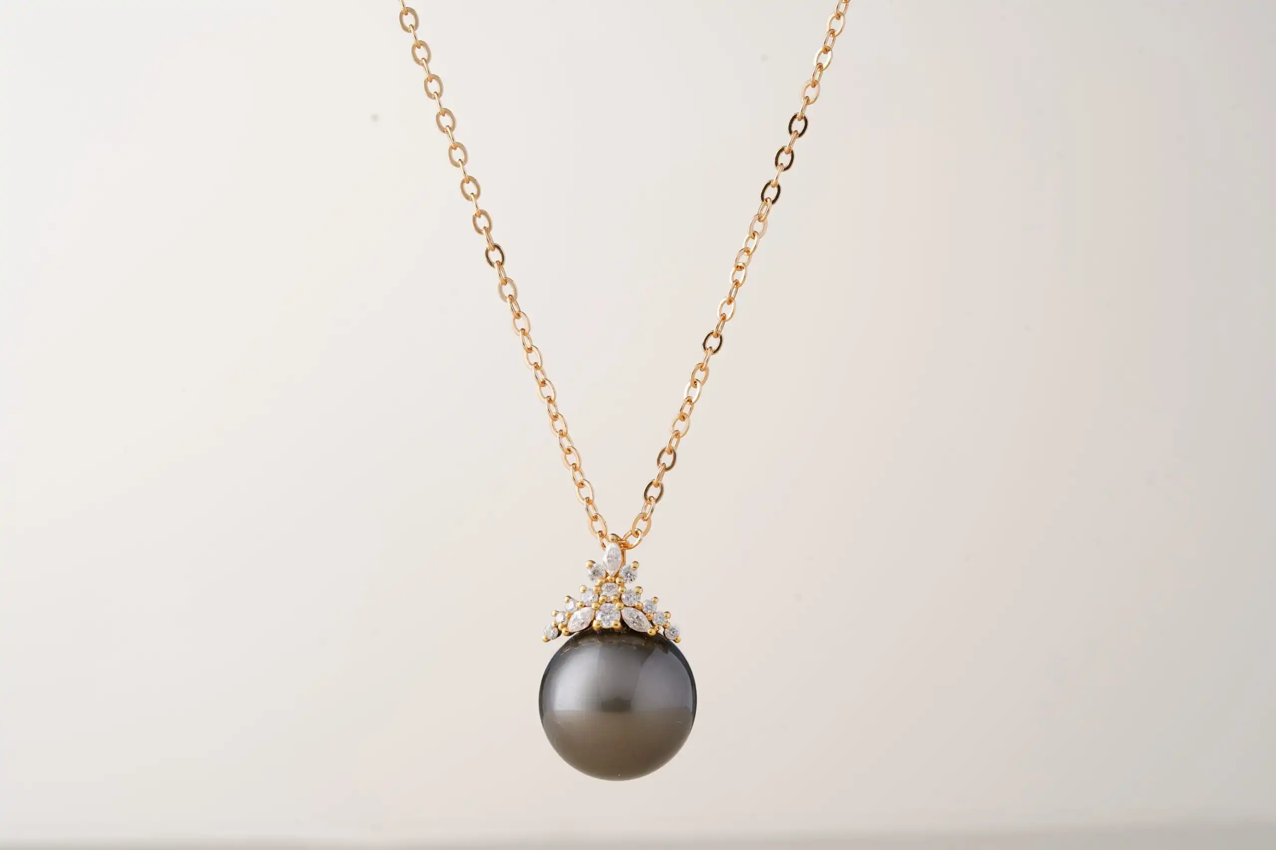 
							Crown Pendant Pearl -
							Mermaid Jewelry