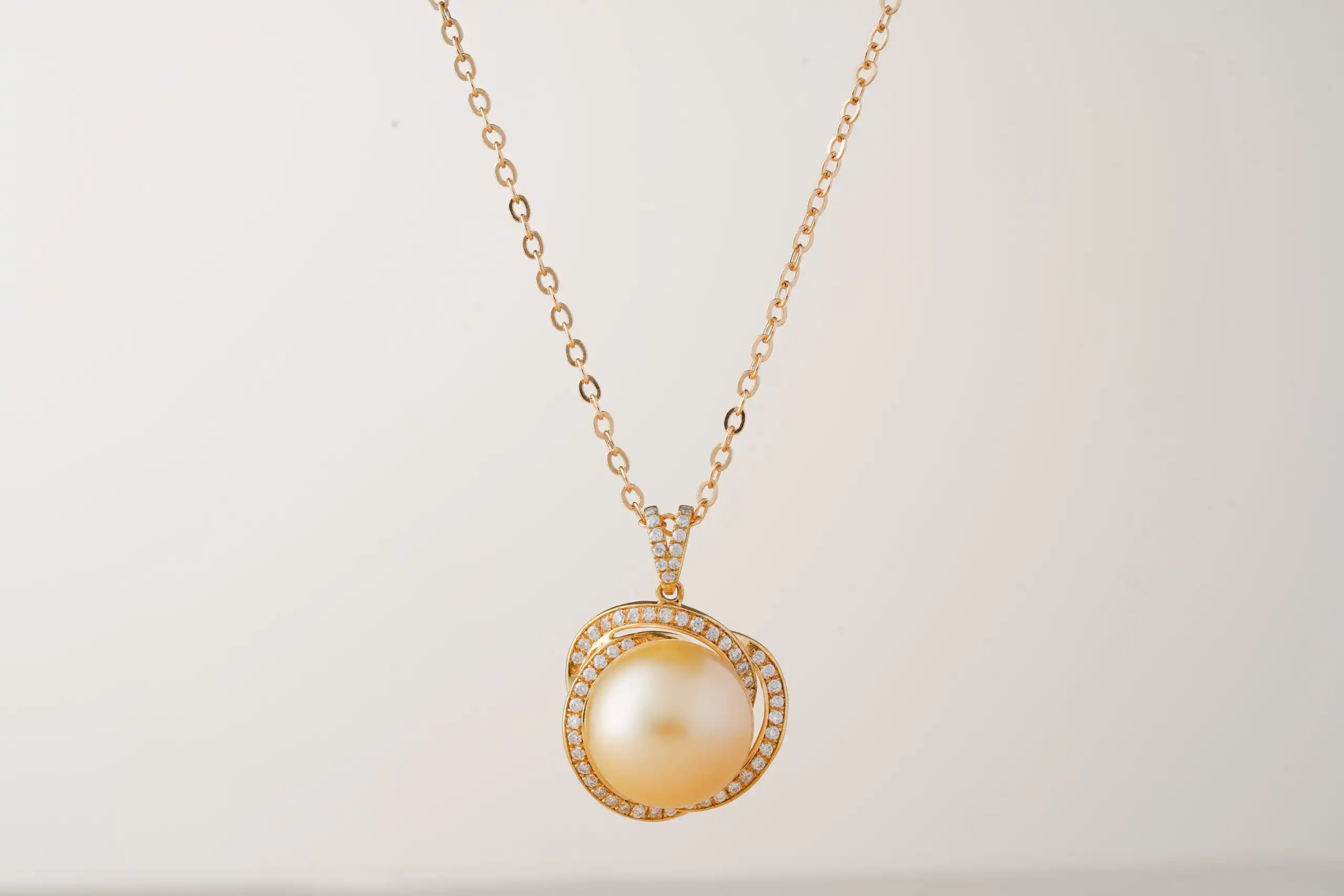 
							Rose Pendant Pearl -
							Mermaid Jewelry