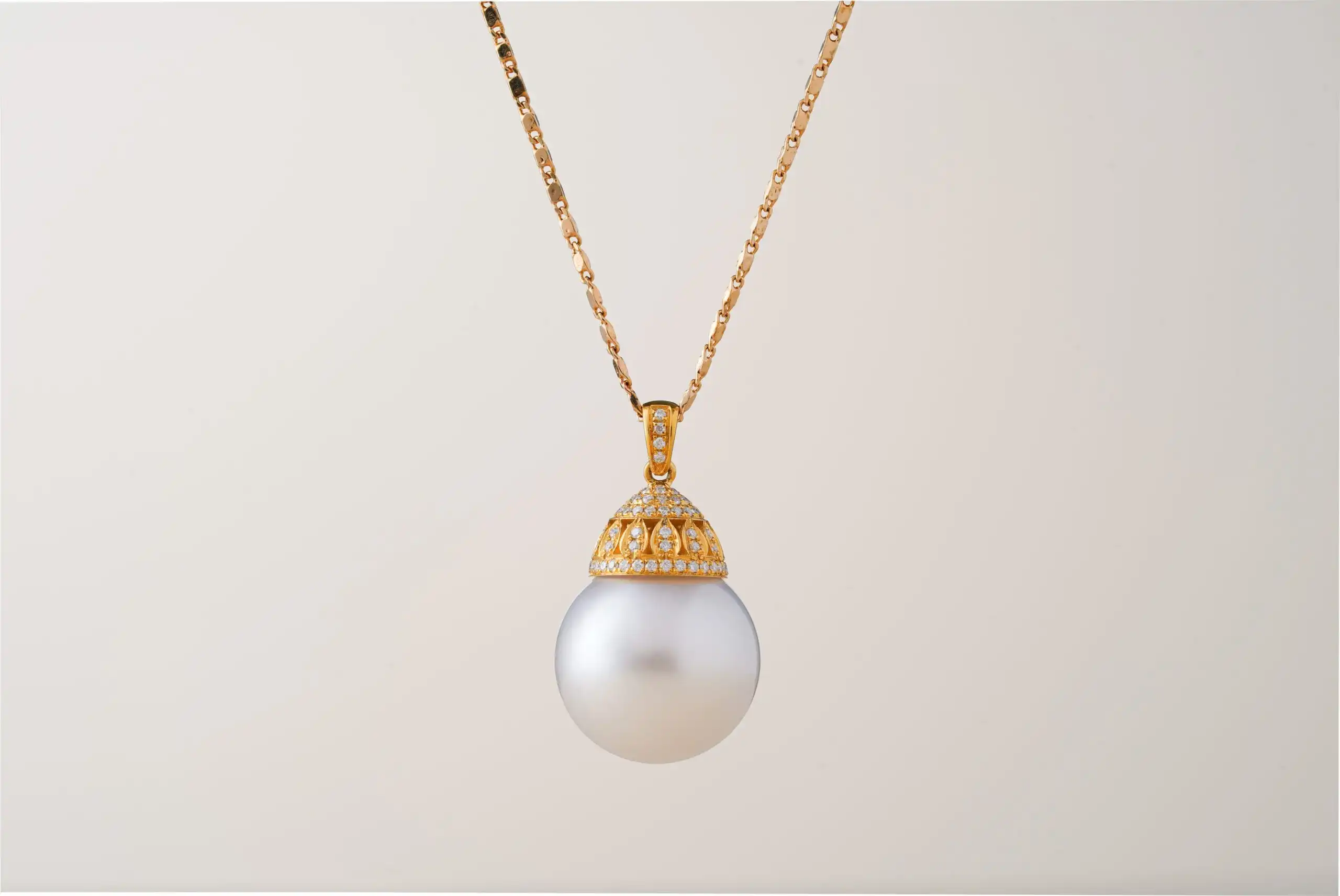 
							Bell Pendant Pearl -
							Mermaid Jewelry