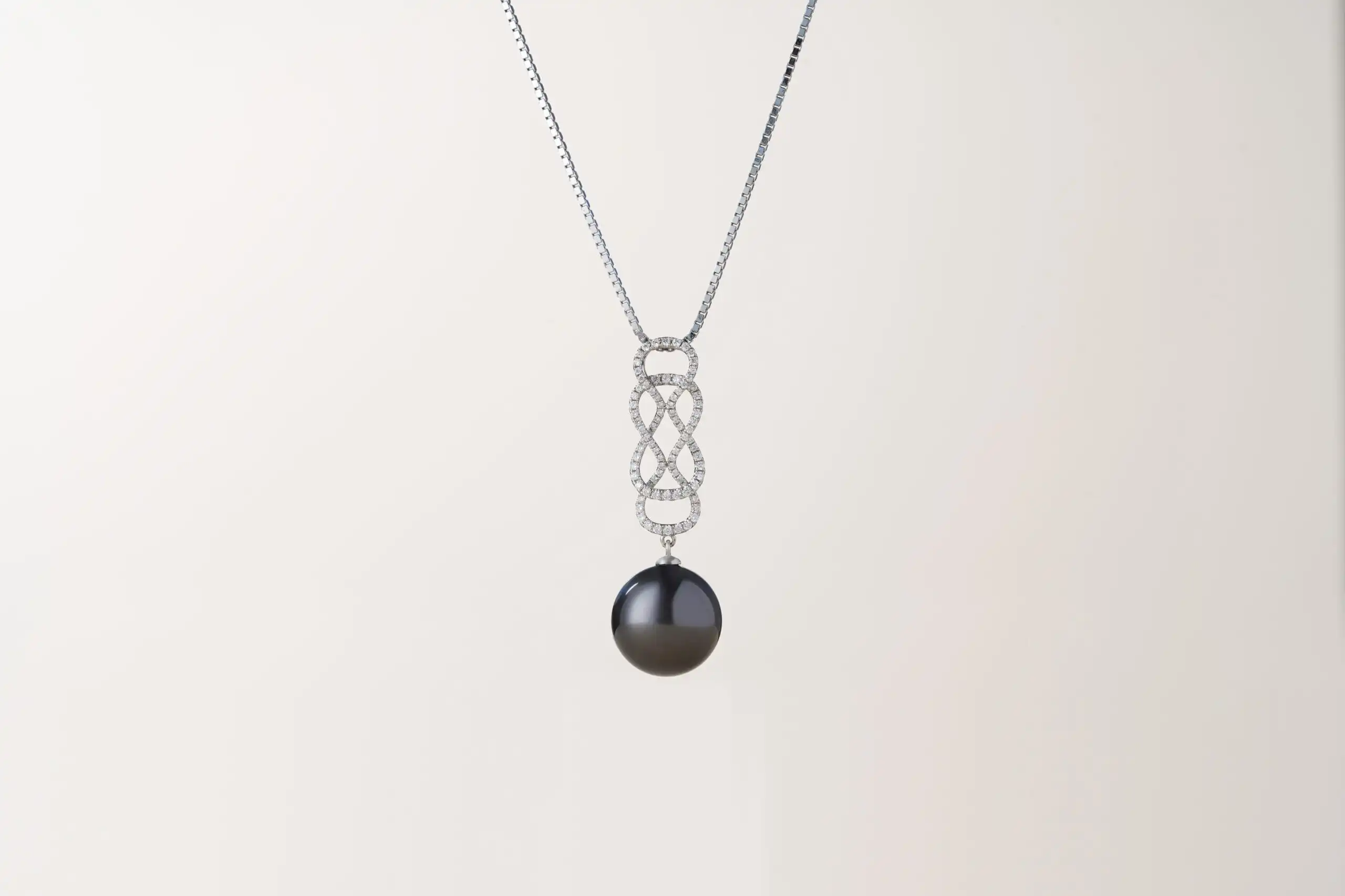 
							Luxurious Pendant Pearl -
							Mermaid Jewelry